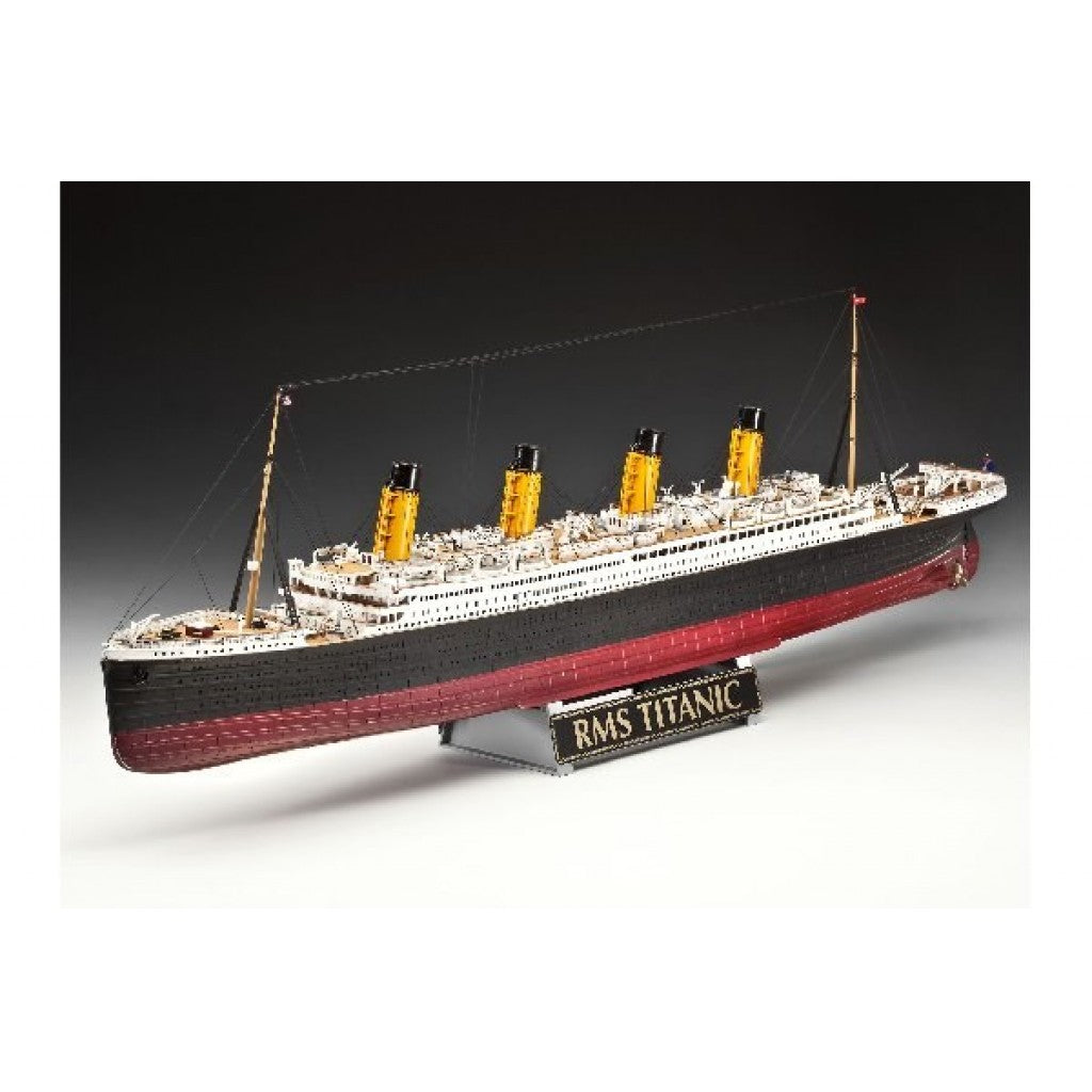 Revell - 100 Years Titanic (Special Edition) 1:400 – HobbyHimmelen