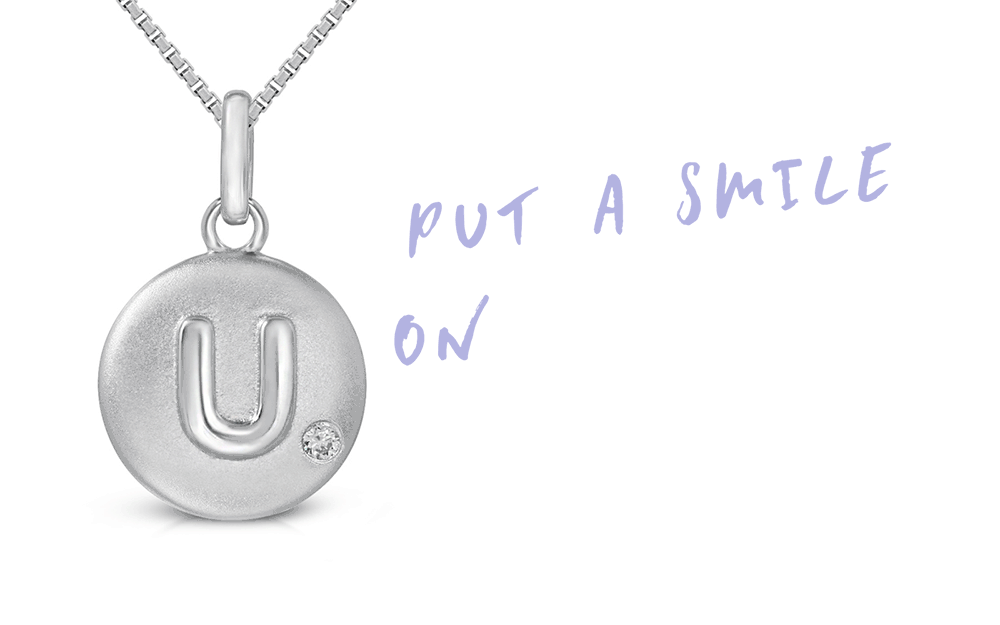 Pure at Birth letter U pendant with necklace

