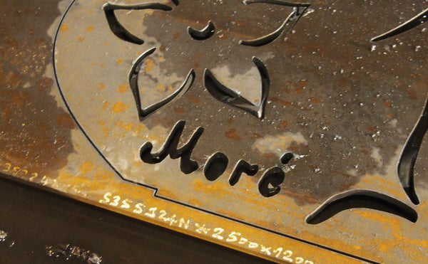 Malen in Stahl - Nach dem Plasmaschneiden - Logo - Ekaterina Moré