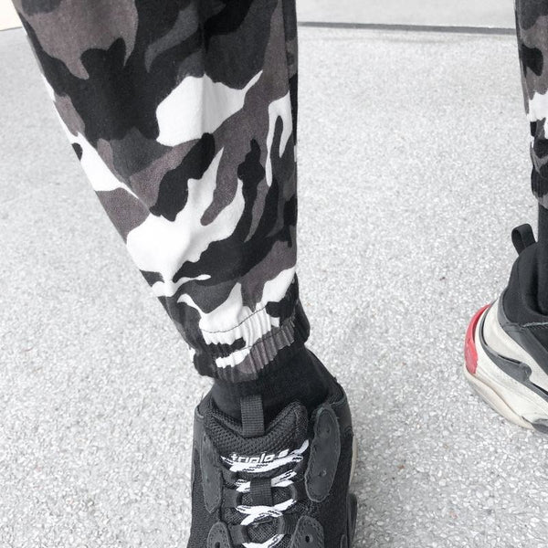 snow camo sweatpants