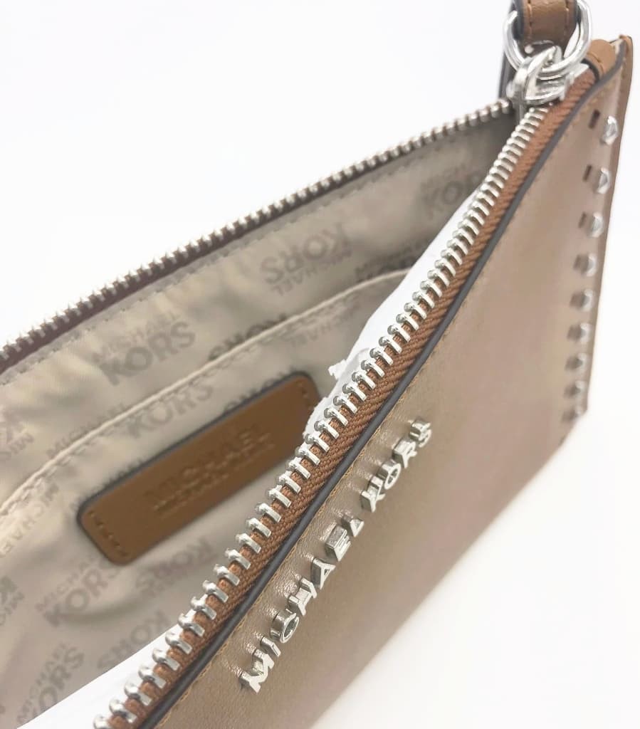 Michael Kors Jet Set studded Wristlet – CHIC Kuwait Luxury Outlet