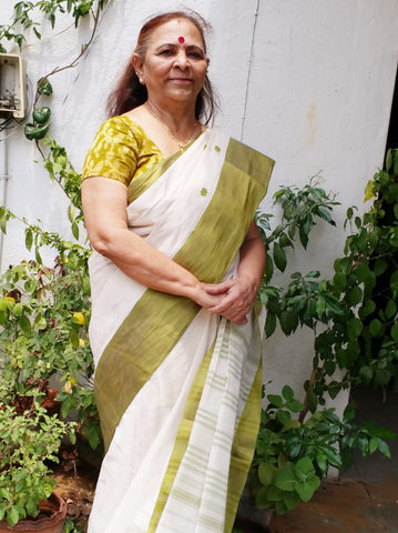 Bengal Handloom Cotton Saree in White and Pickle Green