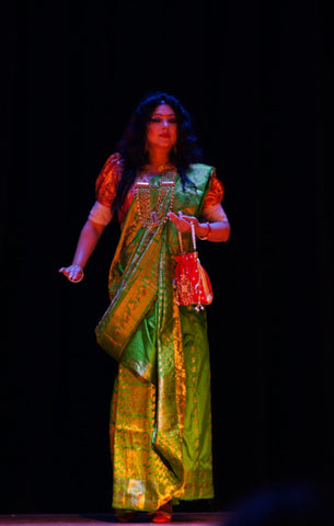 Saimanti From USA In Swarnachari Silk Saree From Bengal Looms India