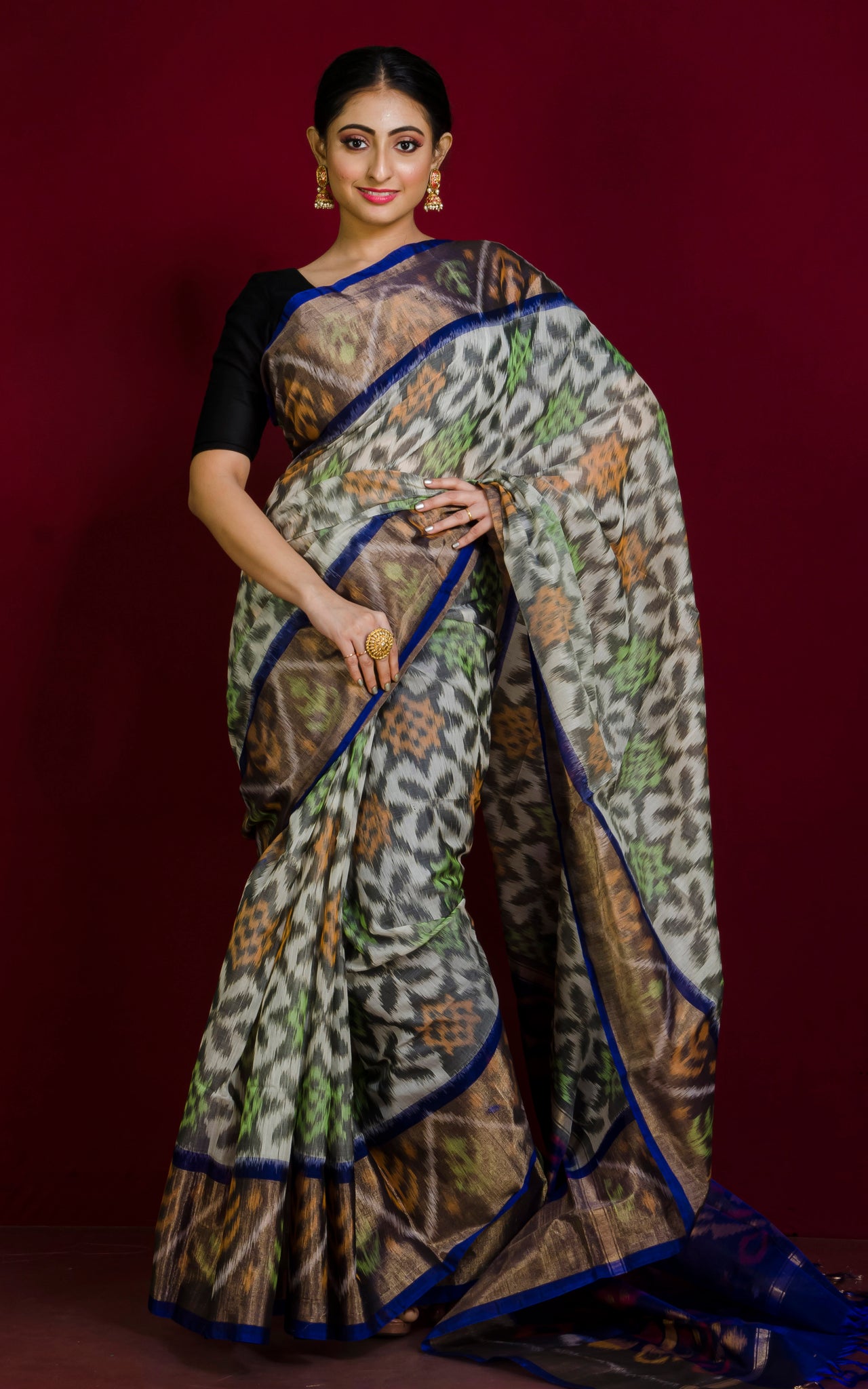 Soft Seiko Ikkat Pochampally Silk Saree in Off White, Deep Blue, Paste –  Bengal Looms India