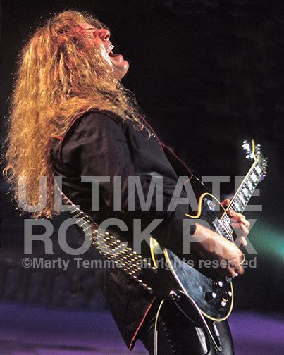 Photo of John Sykes of Thin Lizzy in onstage in 2004 - thinlizzyjs22