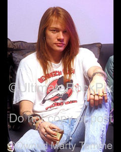 Photos Of Singer Axl Rose Of Guns N Roses During A Photo Shoot In 1990 Ultimate Rock Pix