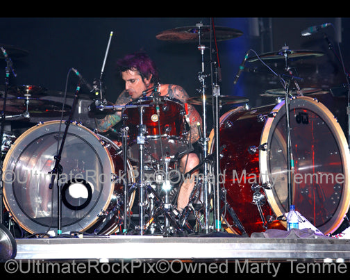 Photos of Drummer Tommy Lee of Motley Crue in concert by Marty Temme –  Ultimate Rock Pix