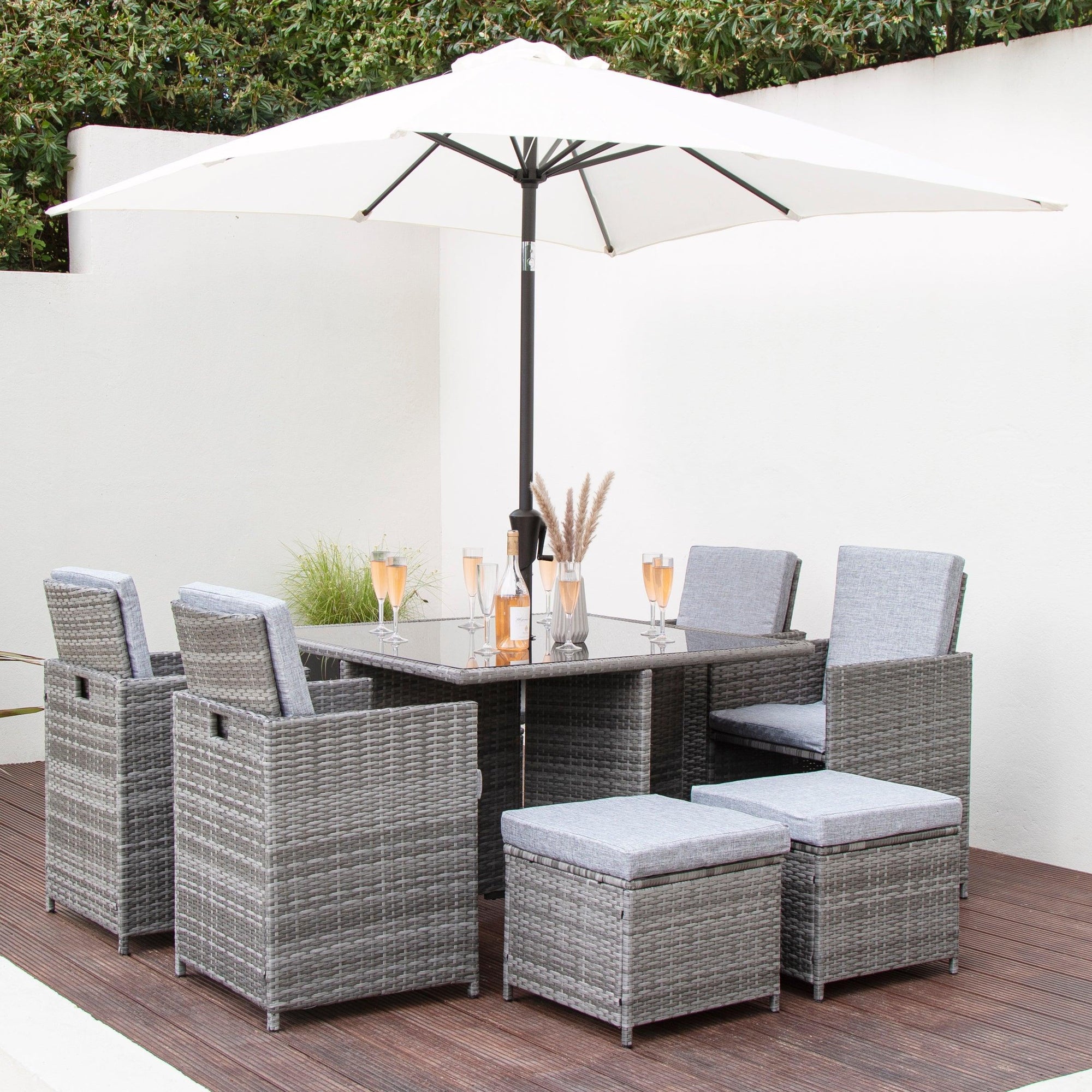 balcony furniture table and chairs