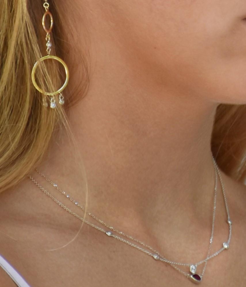 14 Karat White Gold Three Graduating Diamond Bezel-Set Necklace Pendant