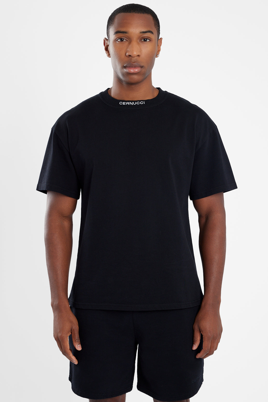 Scrawl Graphics' Oversized T-Shirt - Black – Chic & Cozy.