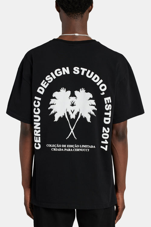 Scrawl Graphics' Oversized T-Shirt - Black – Chic & Cozy.