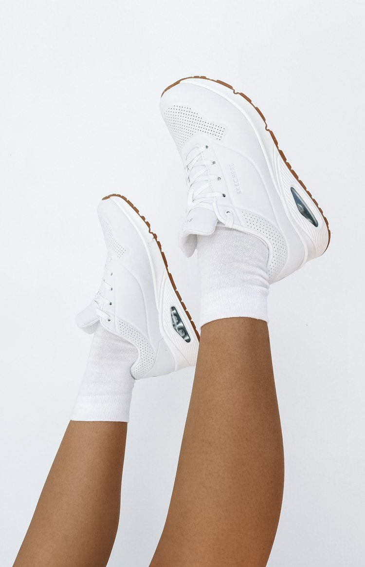 skechers uno white