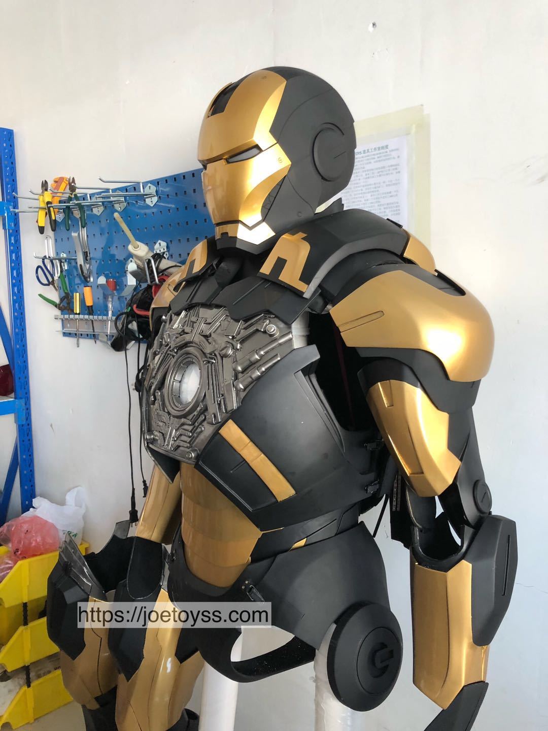 wearable-iron-man-mk7-suit-3d-printed