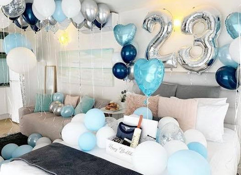How to decorate a Bedroom with Balloons for the Ultimate Surprise!