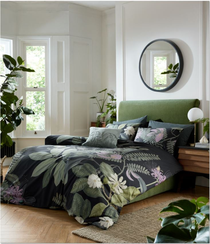 Lavish Floral Printed Piped Cotton Sateen King Duvet Cover Set