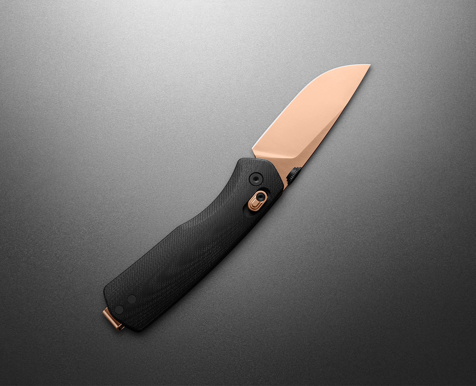 Tiny Pocket Knives Are a Thing, and This New One Is Beautiful