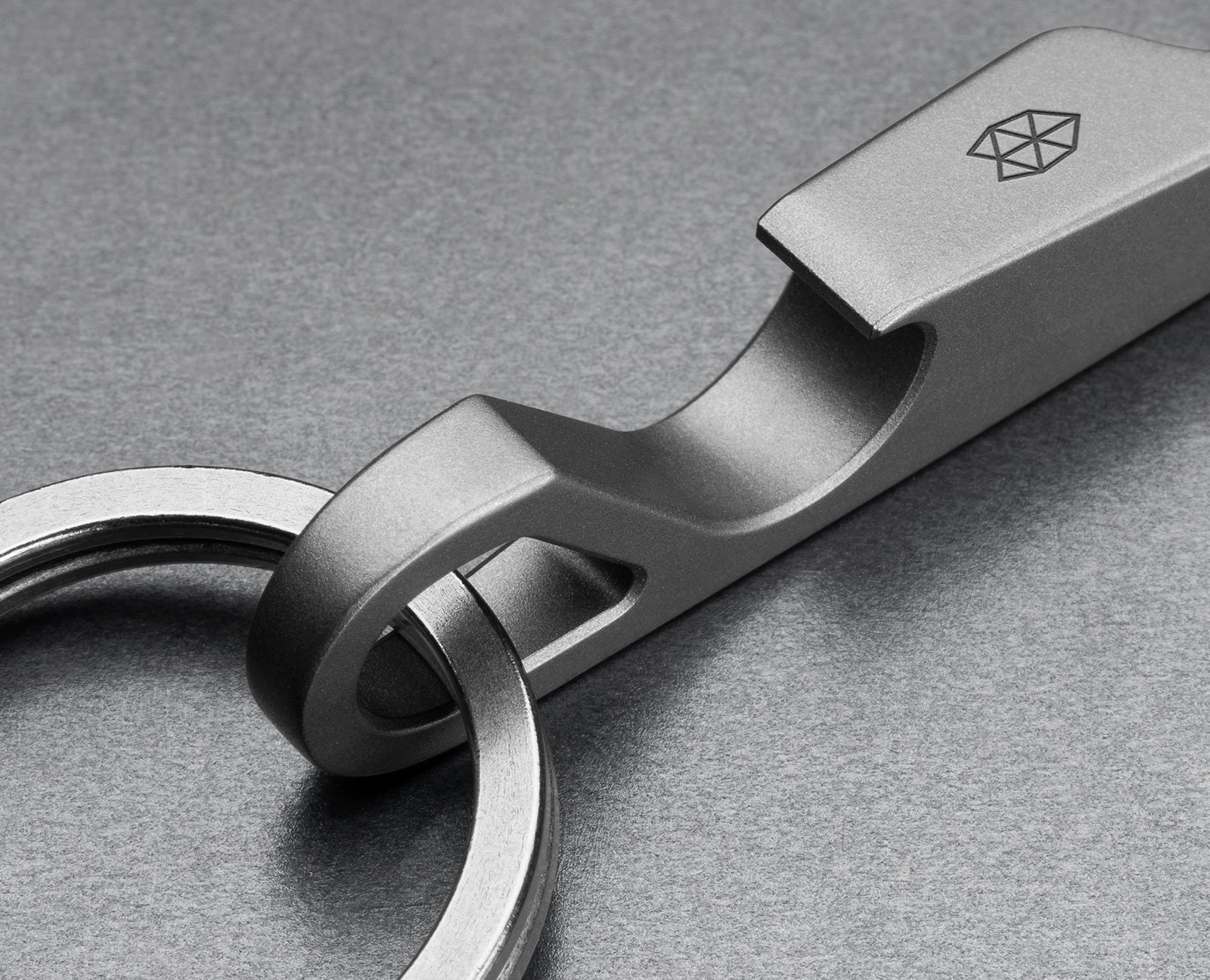Titanium Key Ring for Keychain EDC Quick Release Made in USA by Imre Zsolt  — Kickstarter