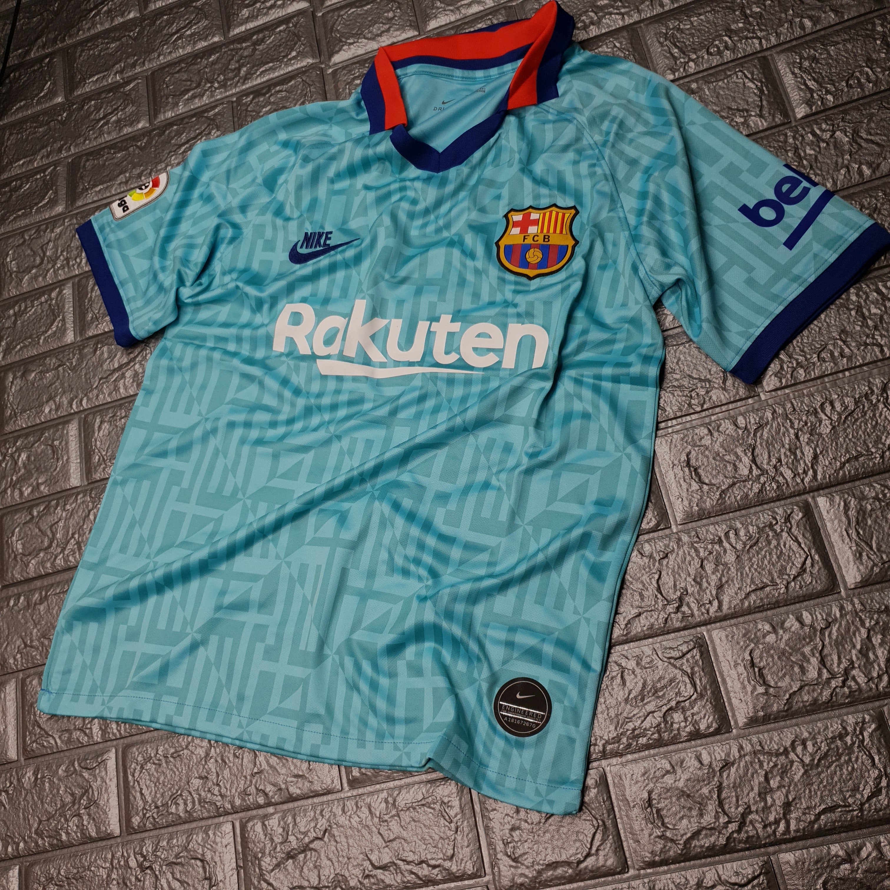 barcelona third jersey 2019