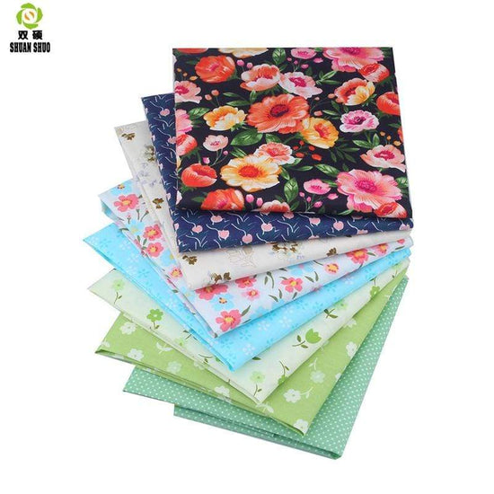 Fabric Scraps Bundle // Rifle Paper Co Cotton // Quilting Fabric Offcuts  Eco Patchwork Floral Novelty Material Arts and Crafts Gifts 