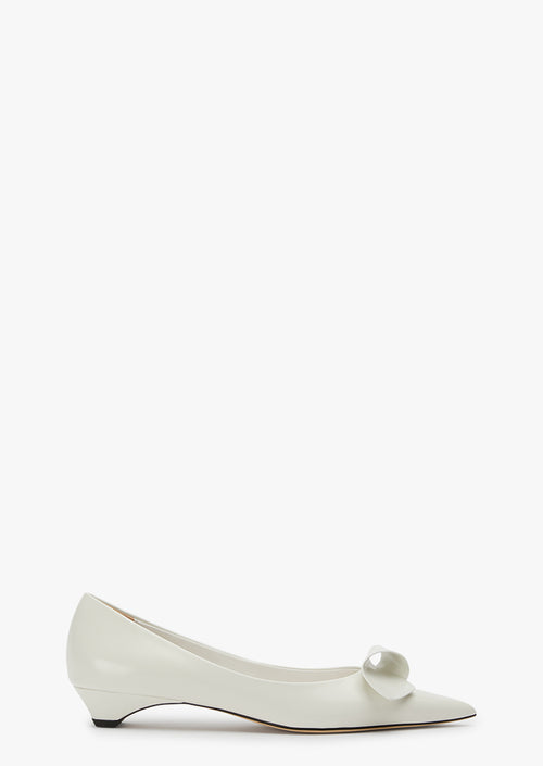 Essence White Hi Shine Flats