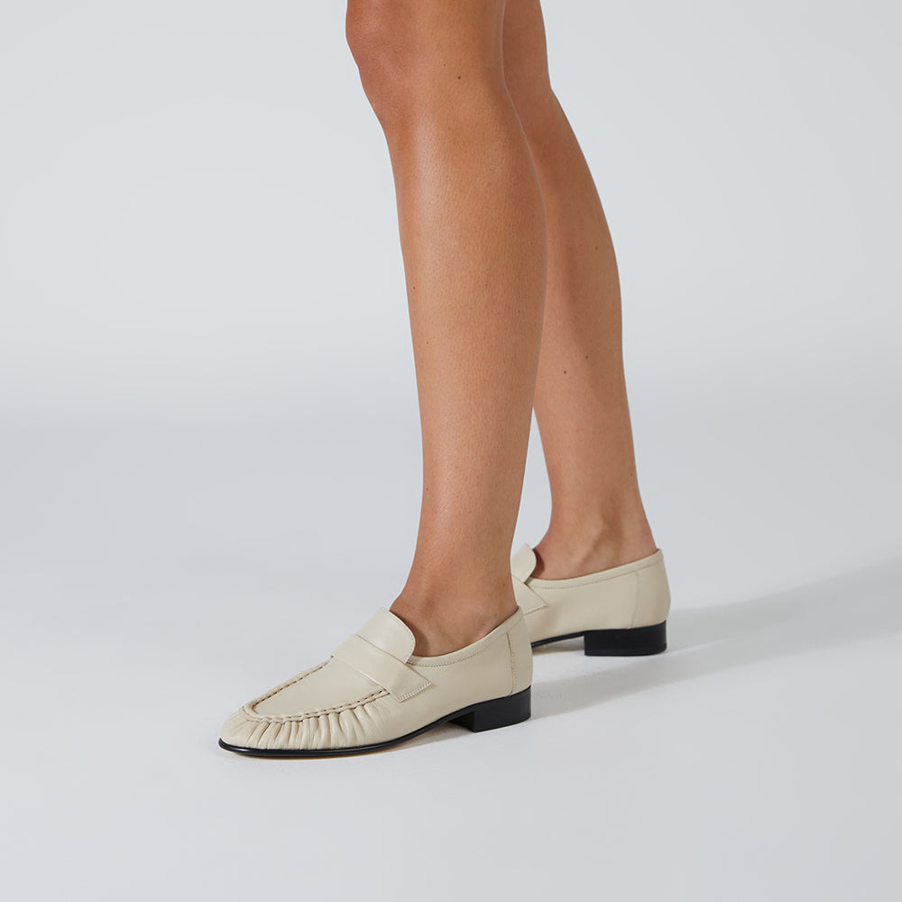 Gatsby Vanilla Venice Flats - Tony Bianco