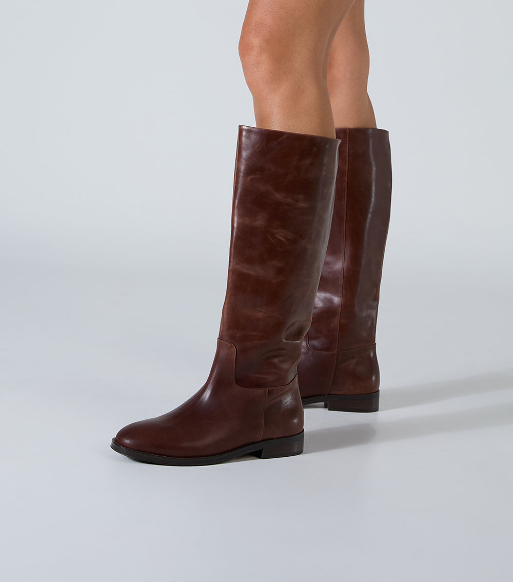 Grange Saddle Wax Calf Boots - Tony Bianco