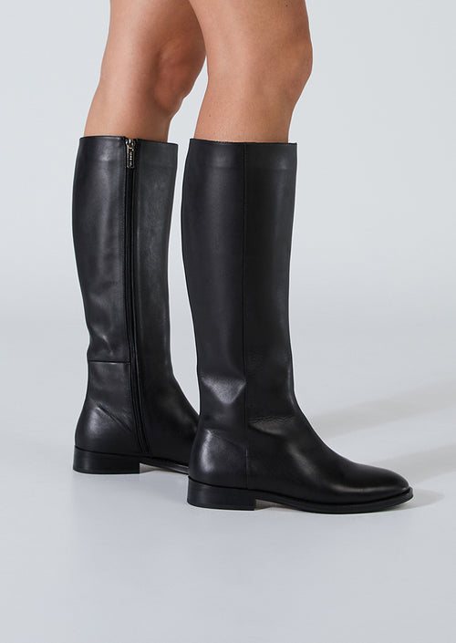 Greta Black Como Calf Boots