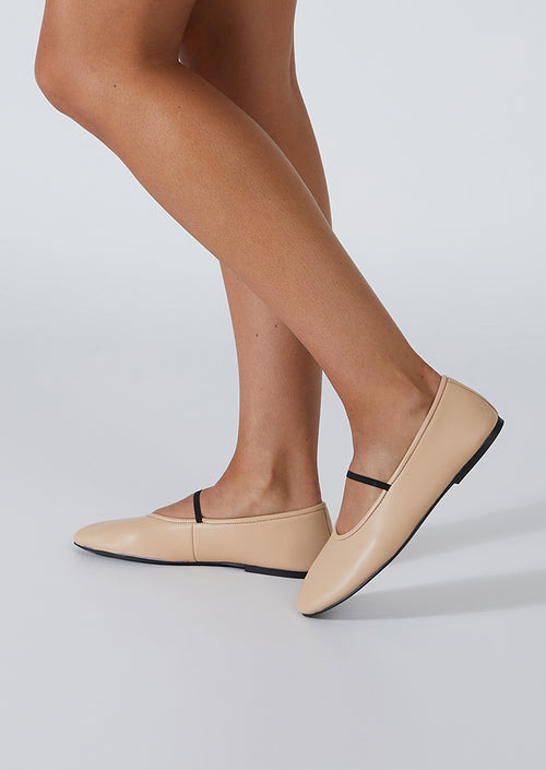 Milla Beech Nappa Flats