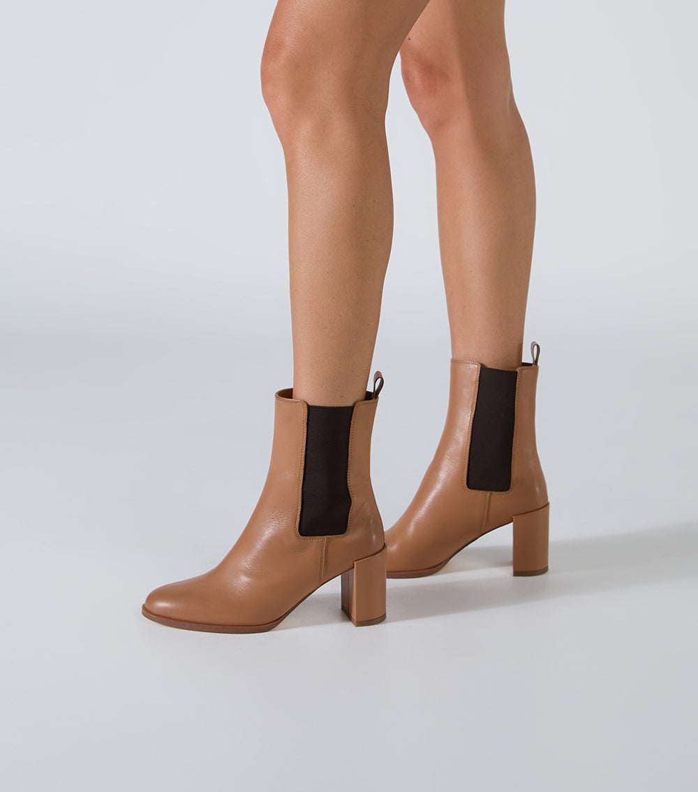 Prime Tan Como Ankle Boots - Tony Bianco