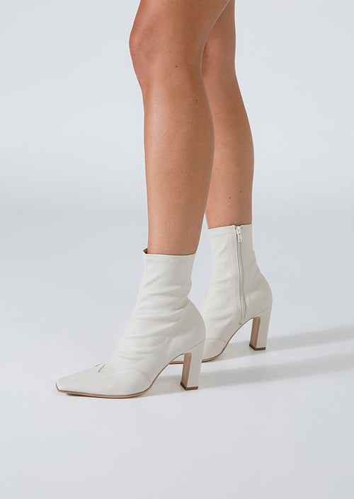 Soho Dove Souple Ankle Boots