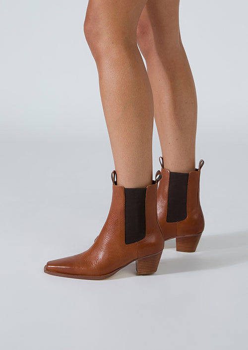 Tempest Toffee Como Ankle Boots