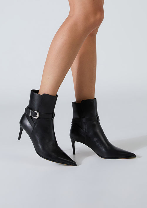 Vanya Black Como Ankle Boots