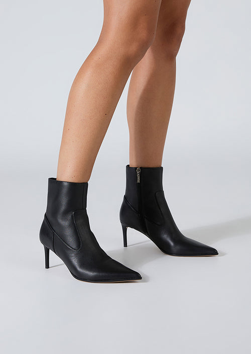 Vision Black Como Ankle Boots