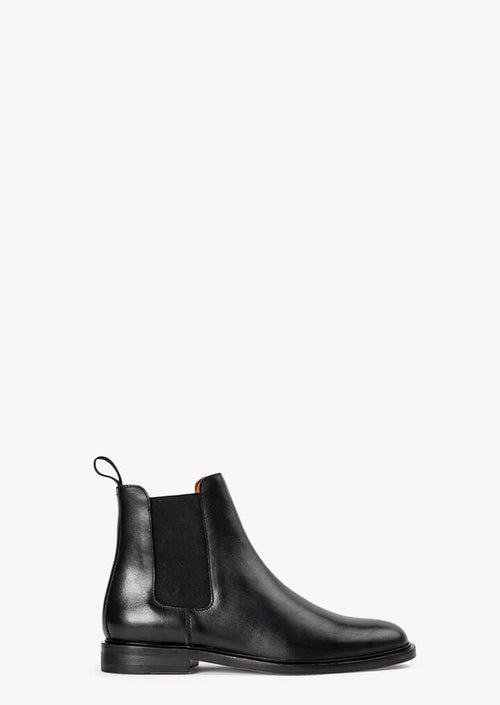 Arctic Black Como Ankle Boots