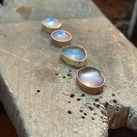 Bezels for gemstones on bench pin