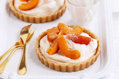 Apricot Tarts with Honey Cream