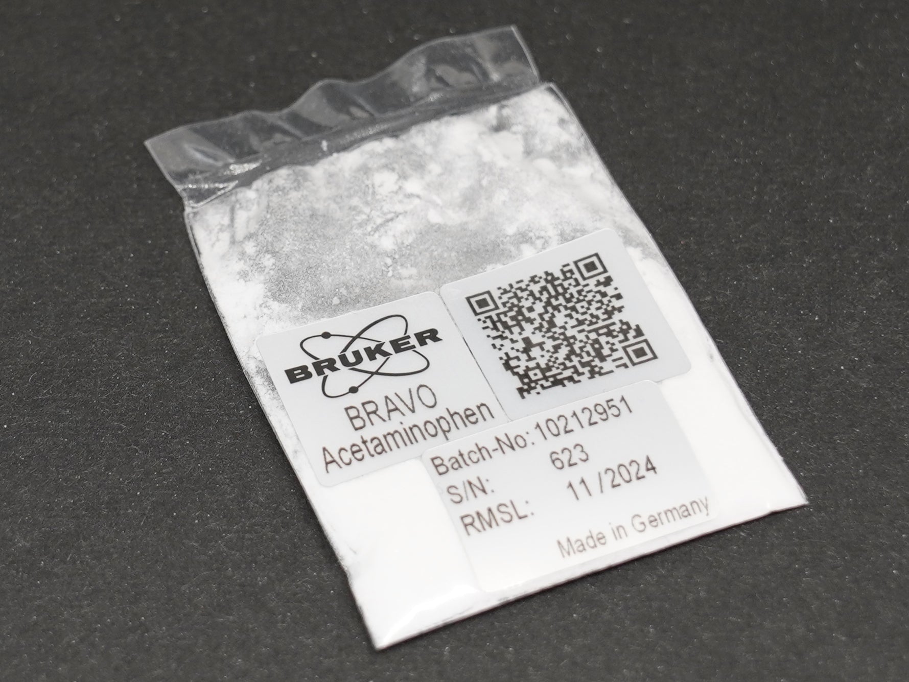 BRM425: Acetaminophen (bag) Raman standard with Certificate