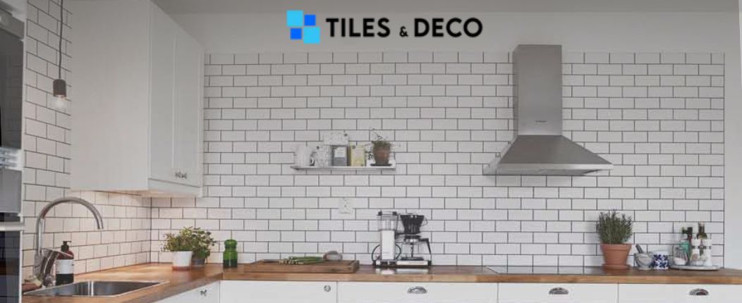 Decorative wall tiles for backsplash