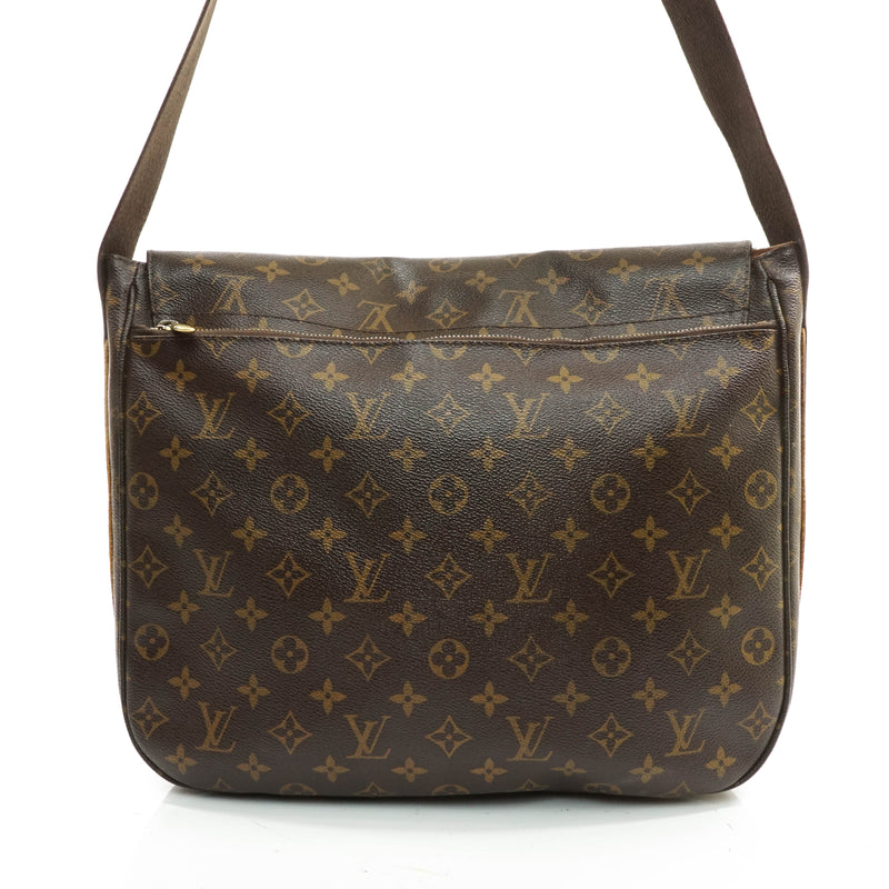 Louis Vuitton Monogram Coated Canvas Beaubourg MM Messenger Bag 2009