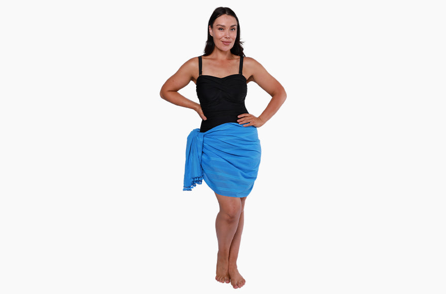 How to Tie a Sarong as a Top/Bra - Dot Com Women  How to tie a sarong,  Ways to tie scarves, Bra tops