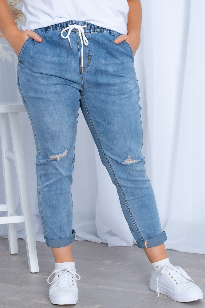 Bray Joggers in Mid Denim