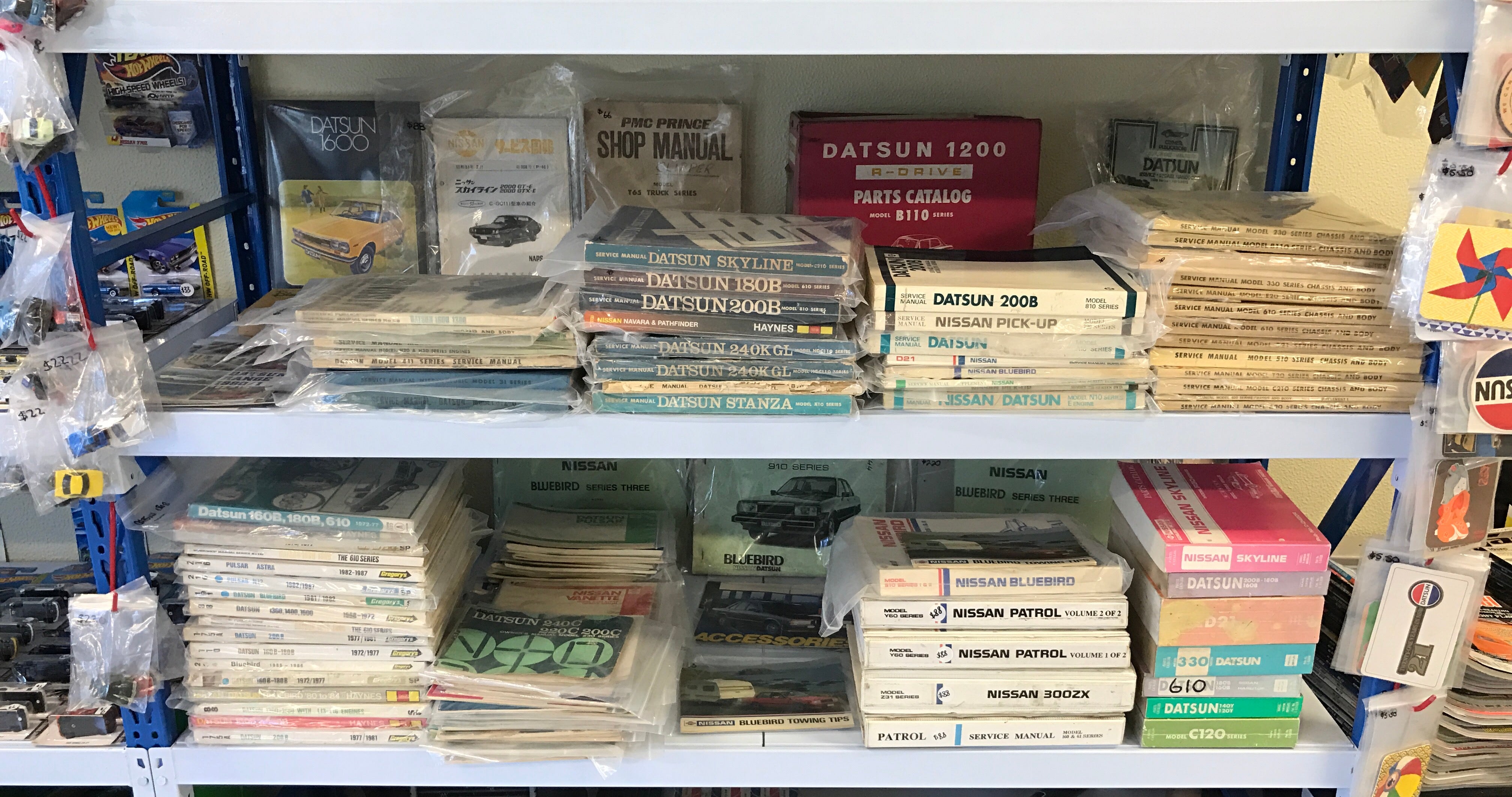 Books – Datsun Parts Shop