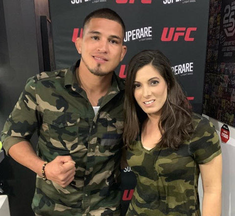 Anthony Pettis and Ashley Rollo 