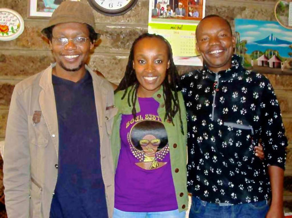 Gathinja Yamokoski with artists John Ndungu and Willie Wamuti
