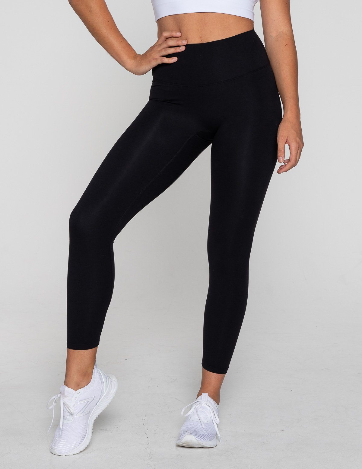 Image of LUXE 7/8 LEGGINGS - BLACK