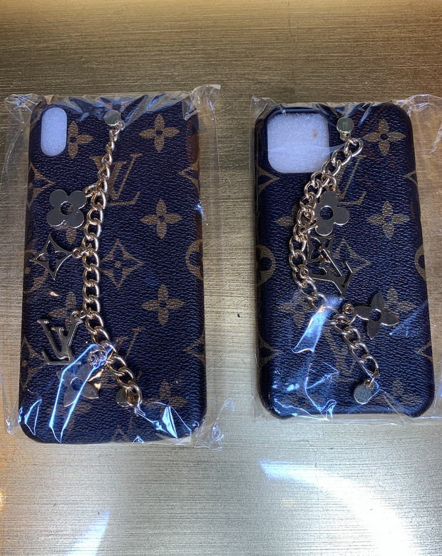 GOLD LV TRUNK CASE, iphone case, iPhone 10, iPhone 11