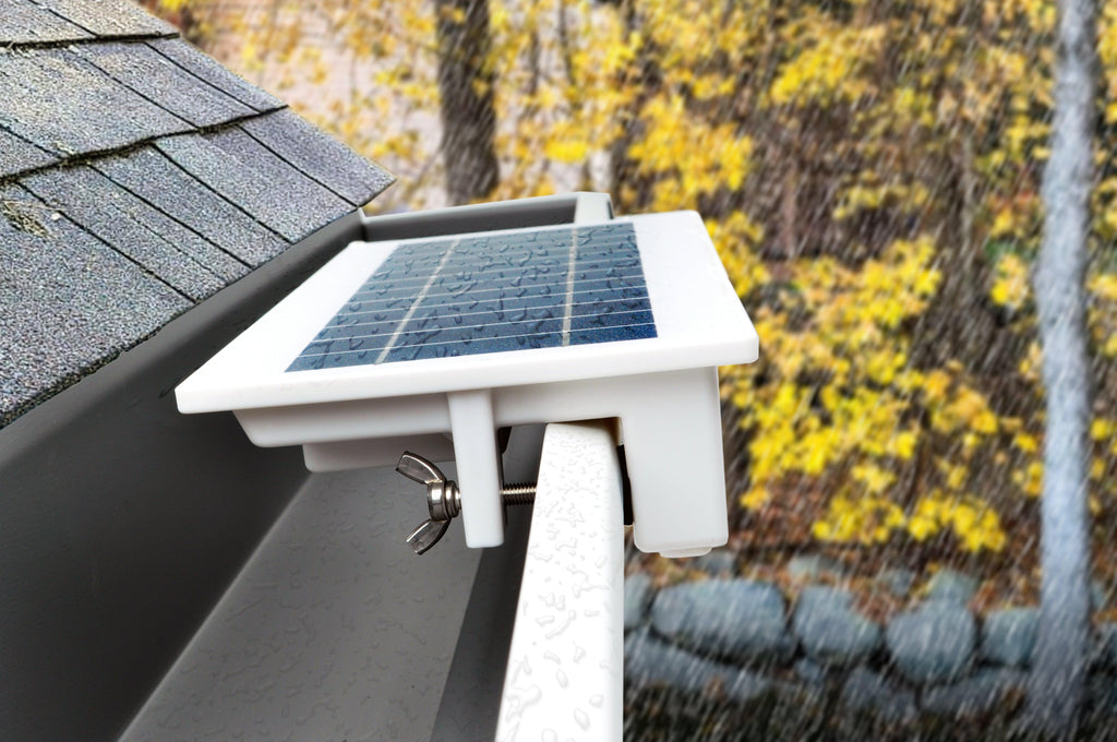 EZ Home Security Solar Gutter FLEXIT Spotlight on a rainy day