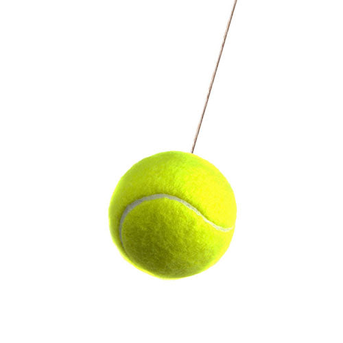 Balle de tennis suspendue