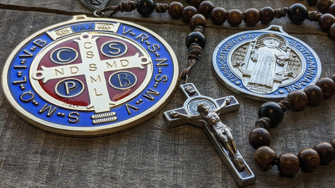 Pardon Crucifix Rosary With St Benedict Medal And Wooden Prayer