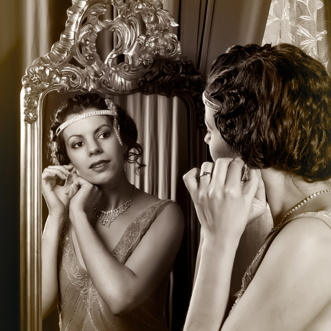 The Most Popular Makeup Trends Throughout History That You Can